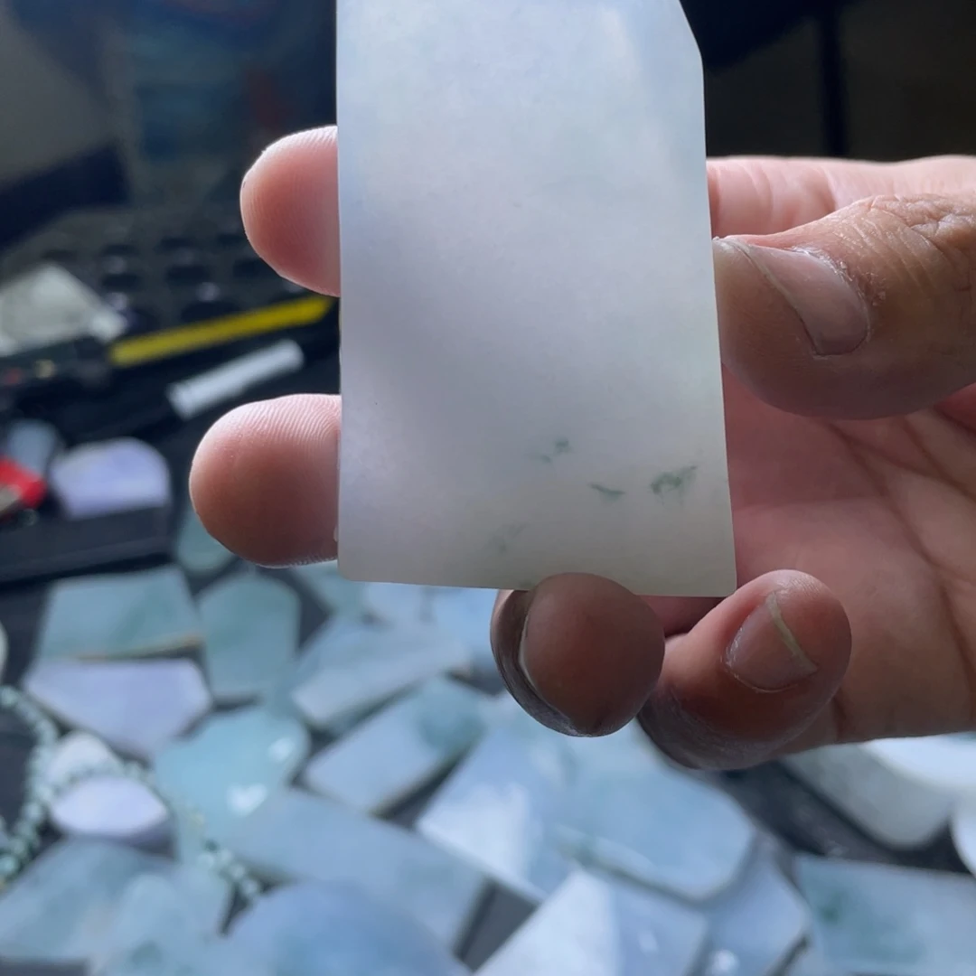 未镶嵌定制翡翠停****风包工