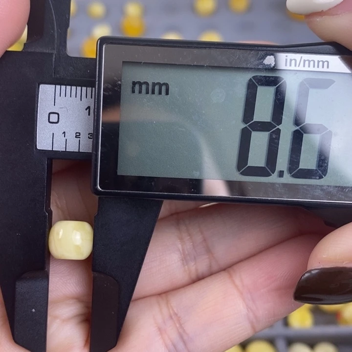 琥珀裸石未镶嵌琥珀蜜蜡2