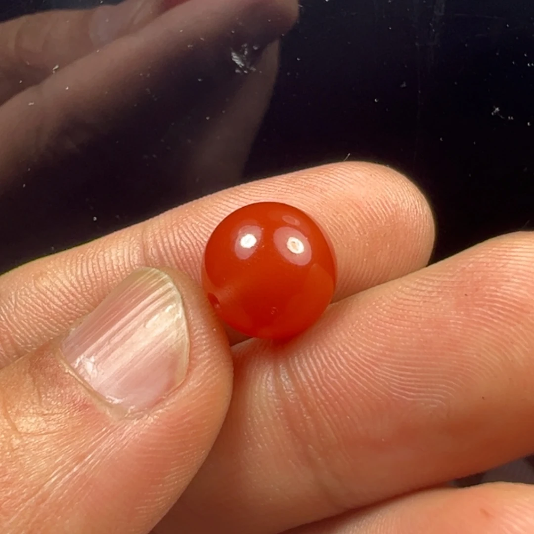 南红玛瑙珠子未镶嵌南**