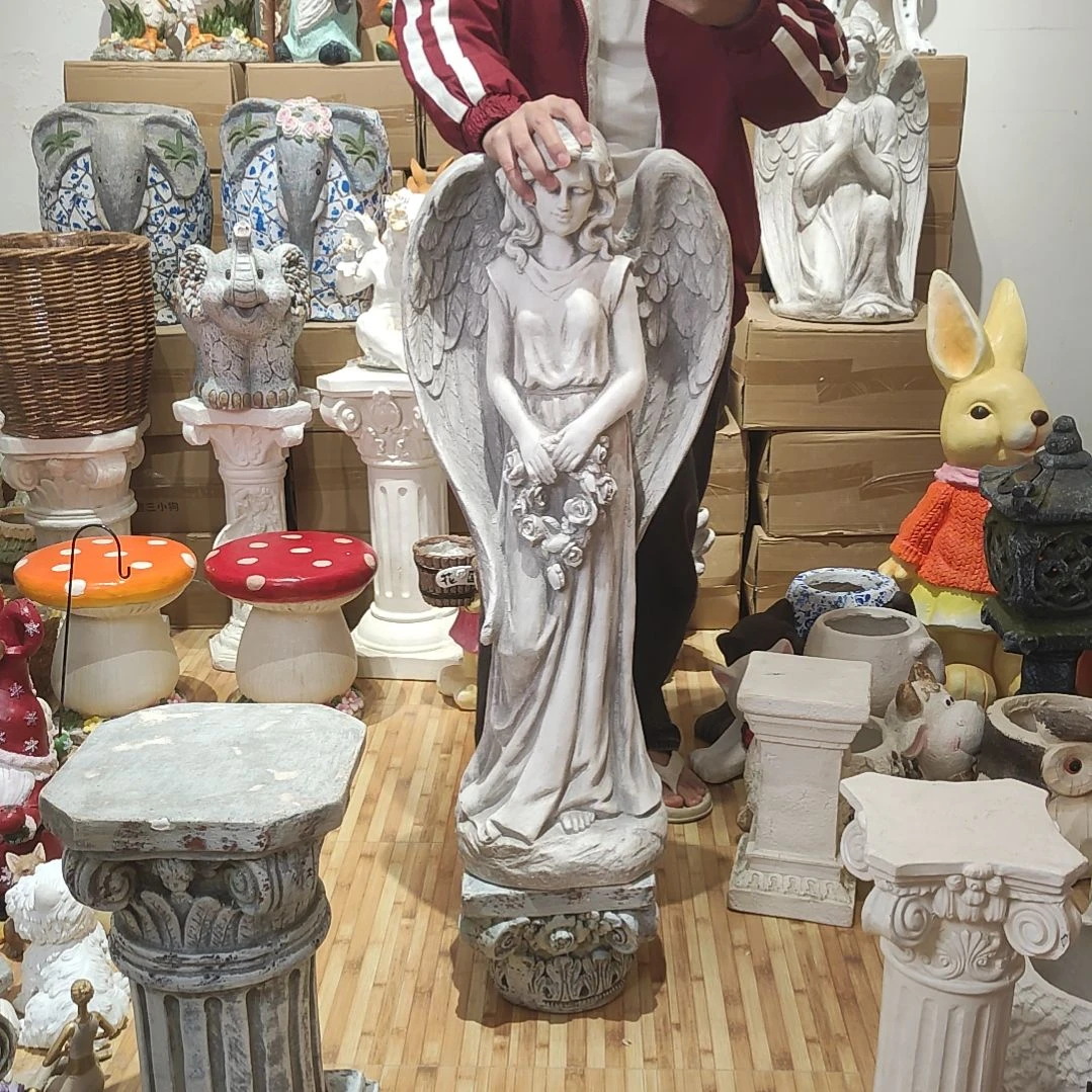 合成树脂站姿大天使