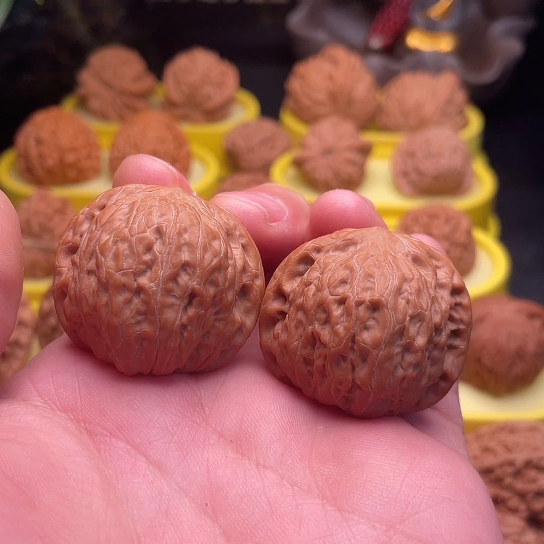 阳***。文玩核桃吊坠铁锤37