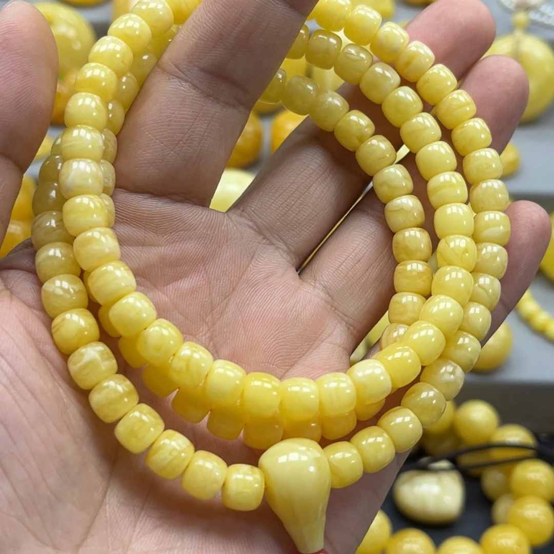 蜜蜡未镶嵌珠宝奇石