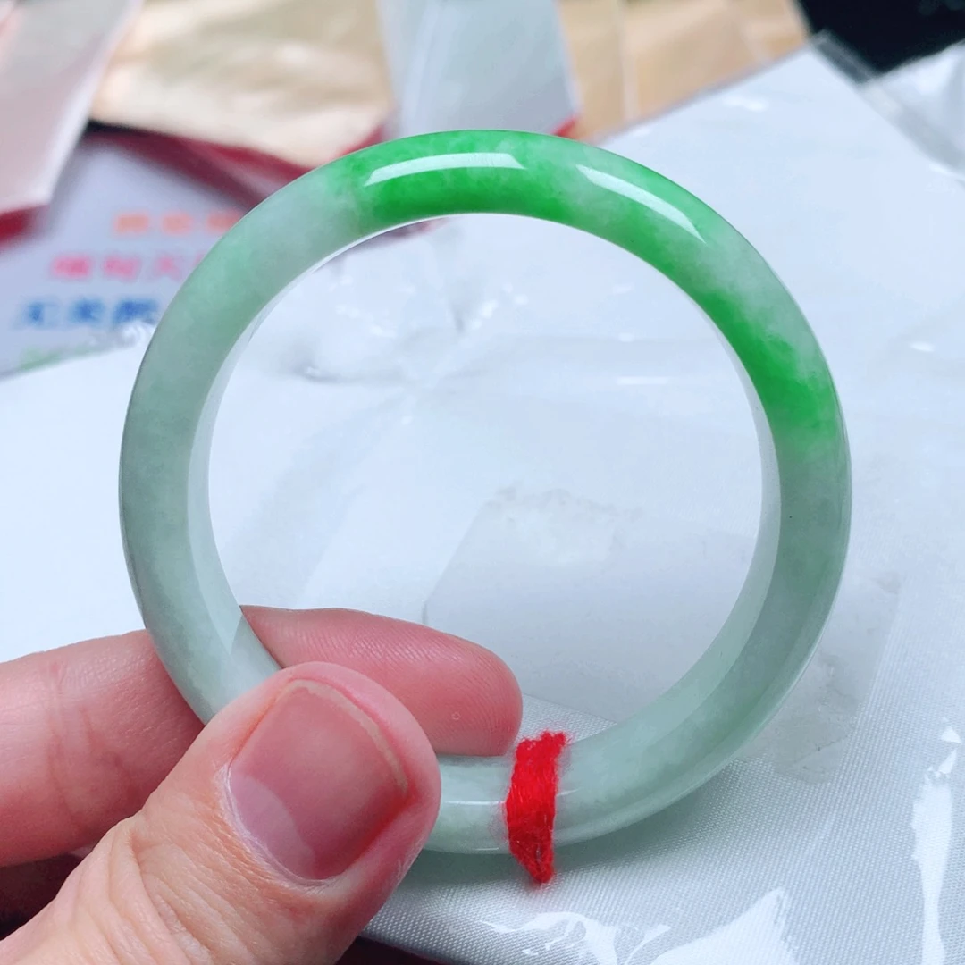 翡翠手镯未镶嵌日***.翡翠手镯1059