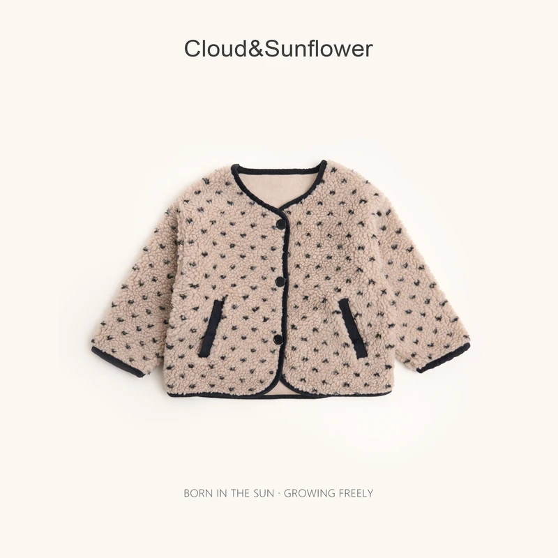 【云朵小葵】女童冬季洋气爱心皮毛一体三粒扣外套1114731