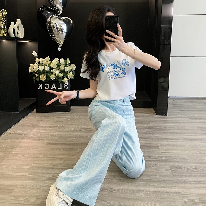 洋气短袖印花白色T恤时尚套装夏季显瘦高腰休闲直筒牛仔裤两件套