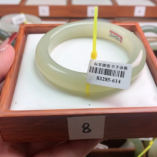 和田玉手镯未镶嵌57