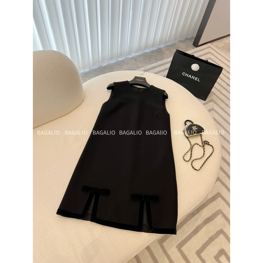 【BAGALIO】绵羊毛蝴蝶结开衩连衣裙 720