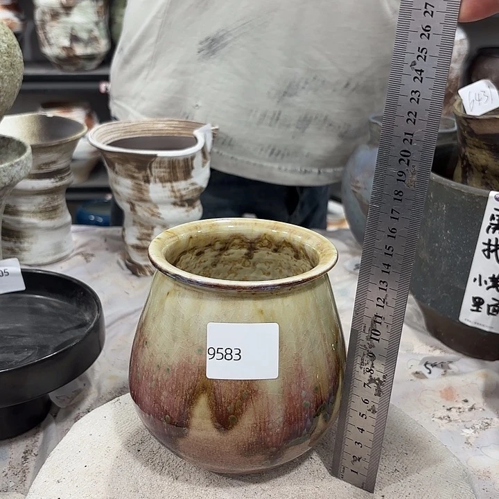 摆件高14，口9，有孔9538