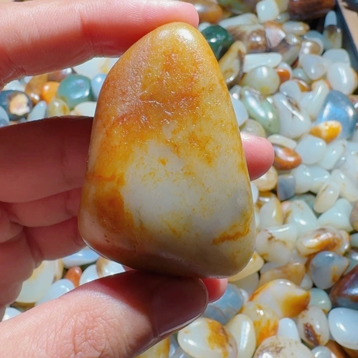 和田玉未镶嵌挂件70克