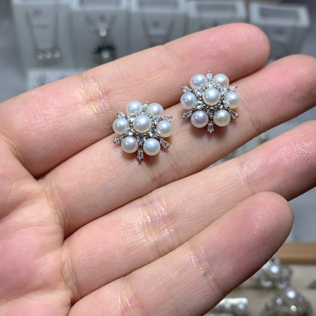 银S925镶嵌耳饰淡水珍珠