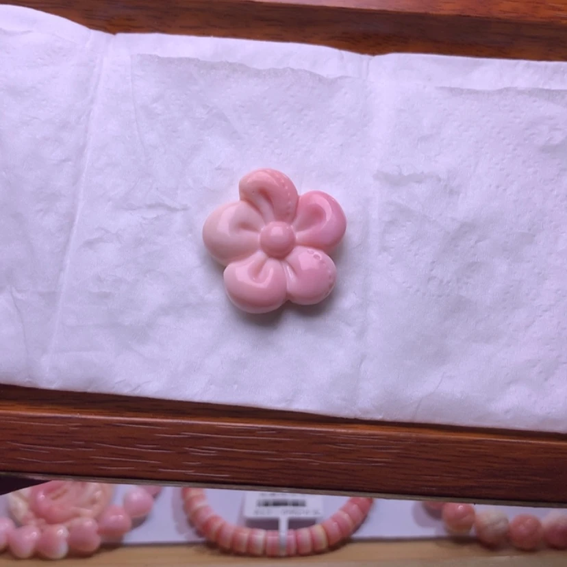 【闪购商品】查罗石颈饰合金福利