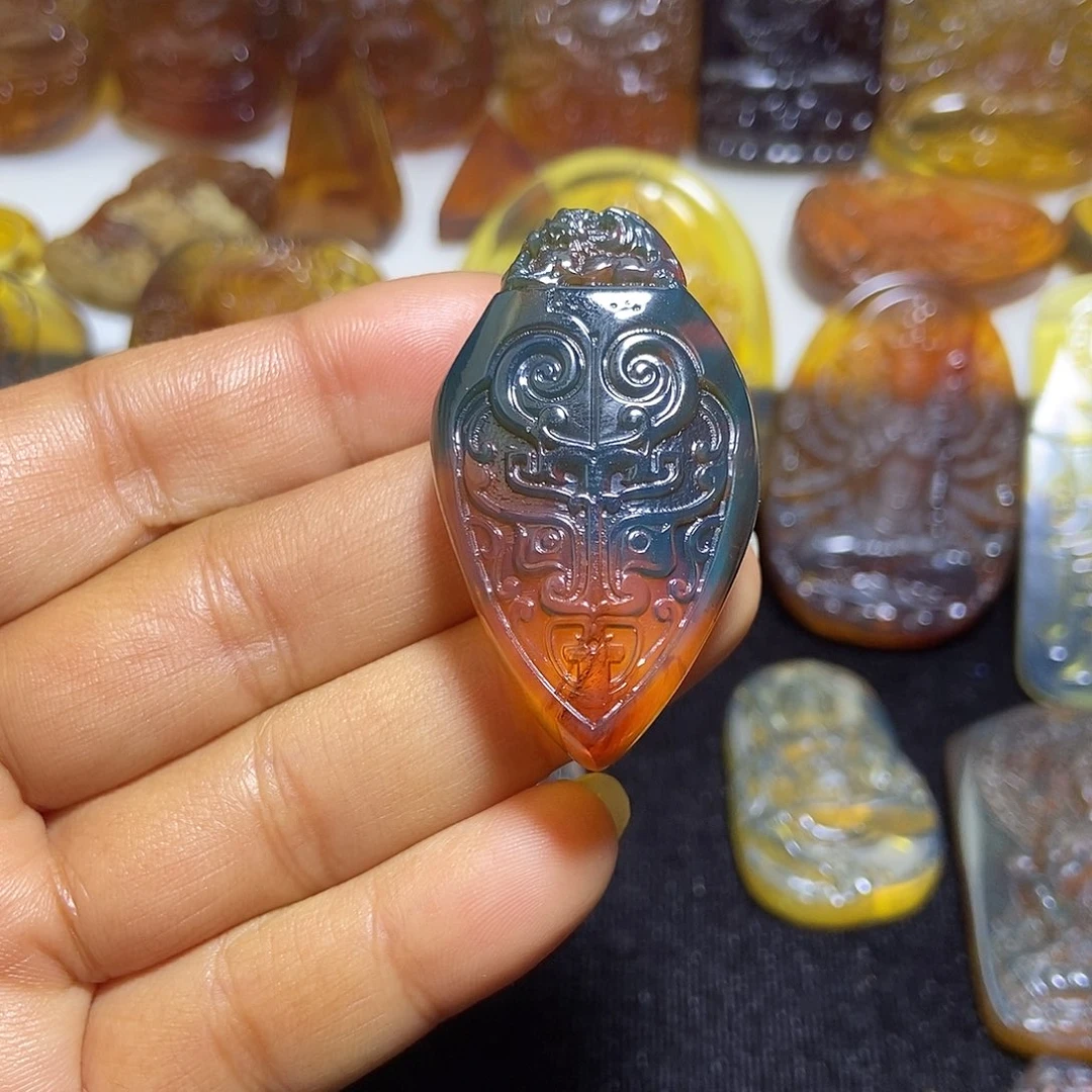 琥珀未镶嵌颈饰缅甸天然琥珀吊坠