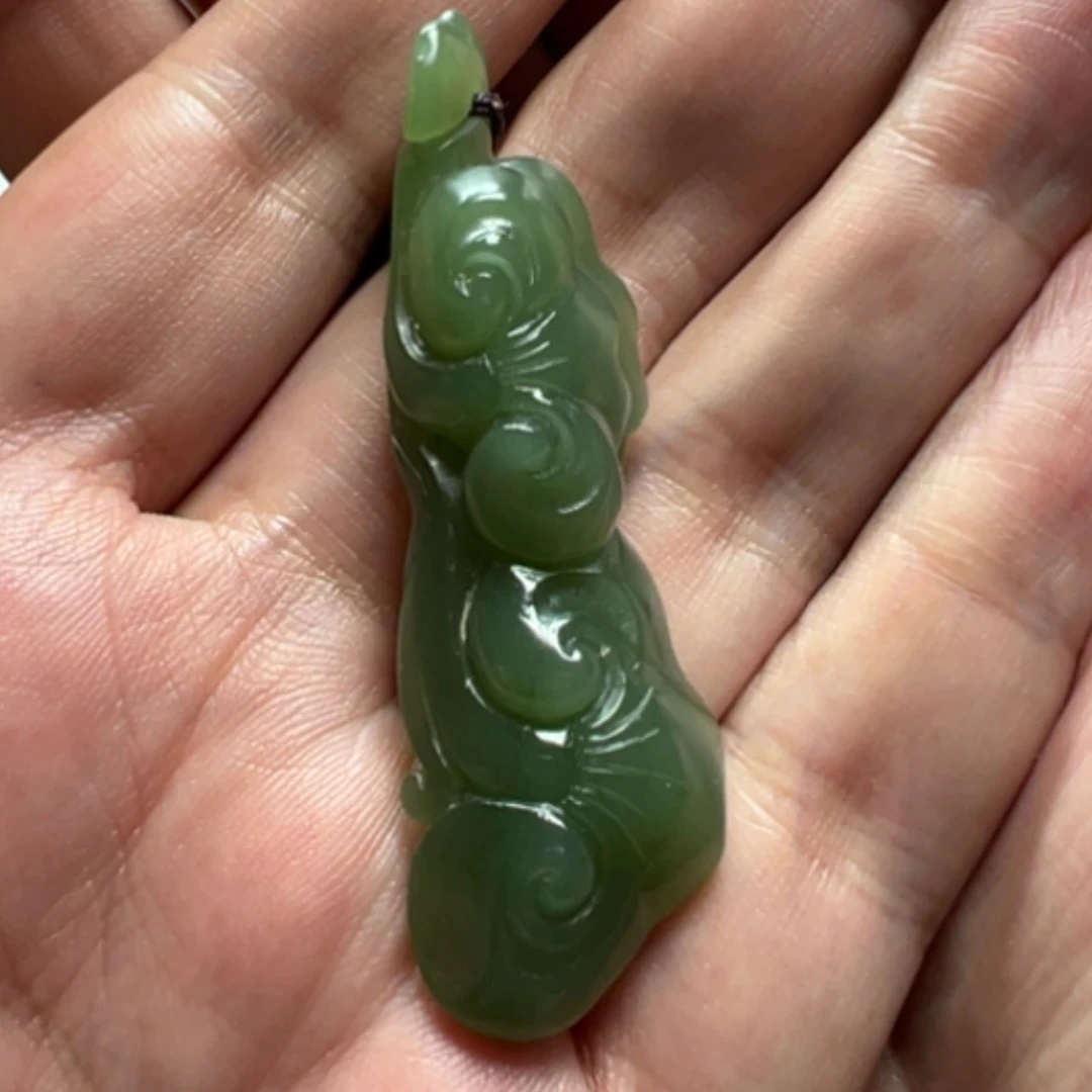 【闪购商品】颈饰未镶嵌和田玉（碧玉）