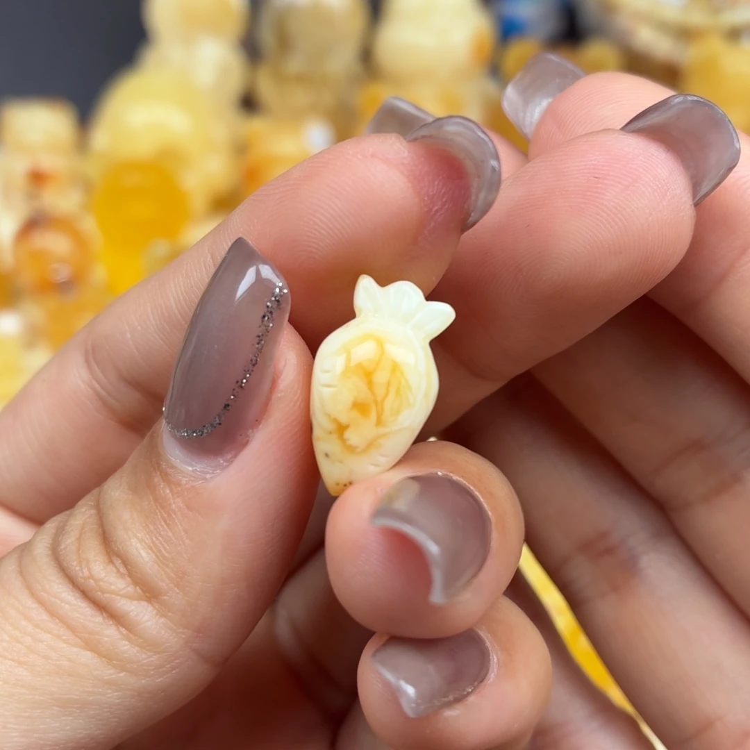裸石琥珀未镶嵌蜜蜡