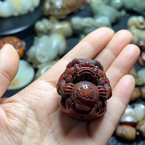 白玉菩提吊坠摆件