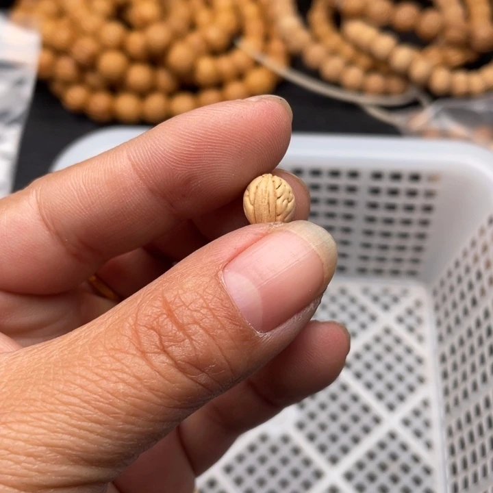 执****散发100元优惠活动