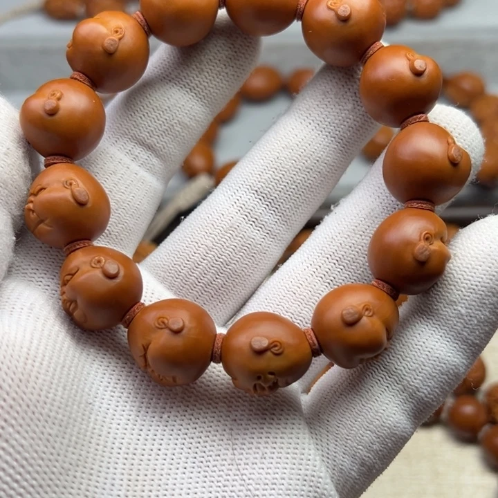 橄榄核手串橄榄核雕工艺制作