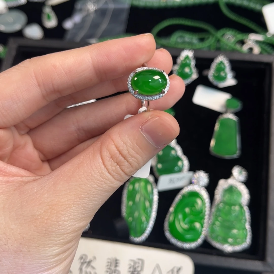 翡翠银S925镶嵌戒指翡翠戒指