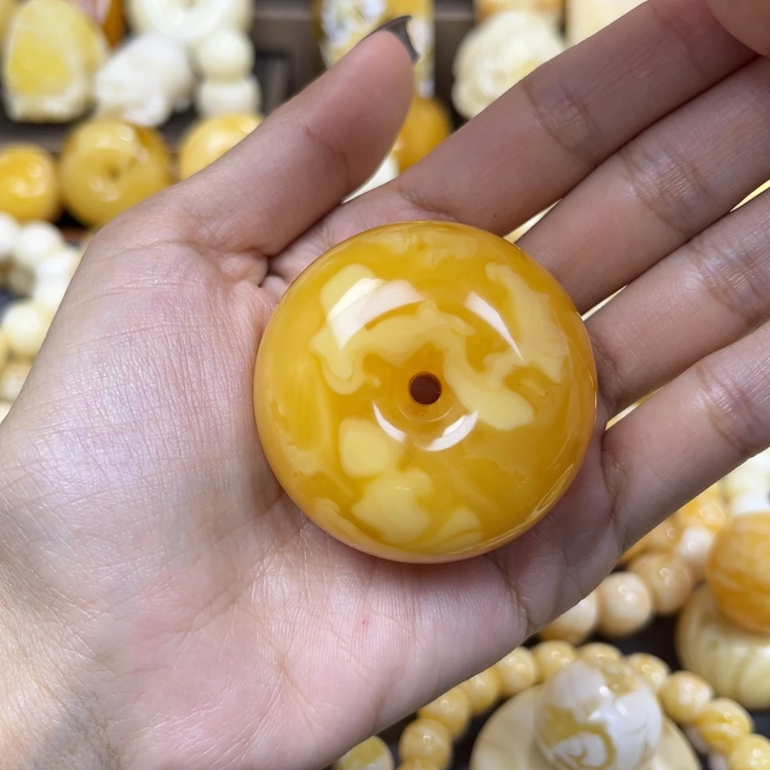 琥珀未镶嵌手串……