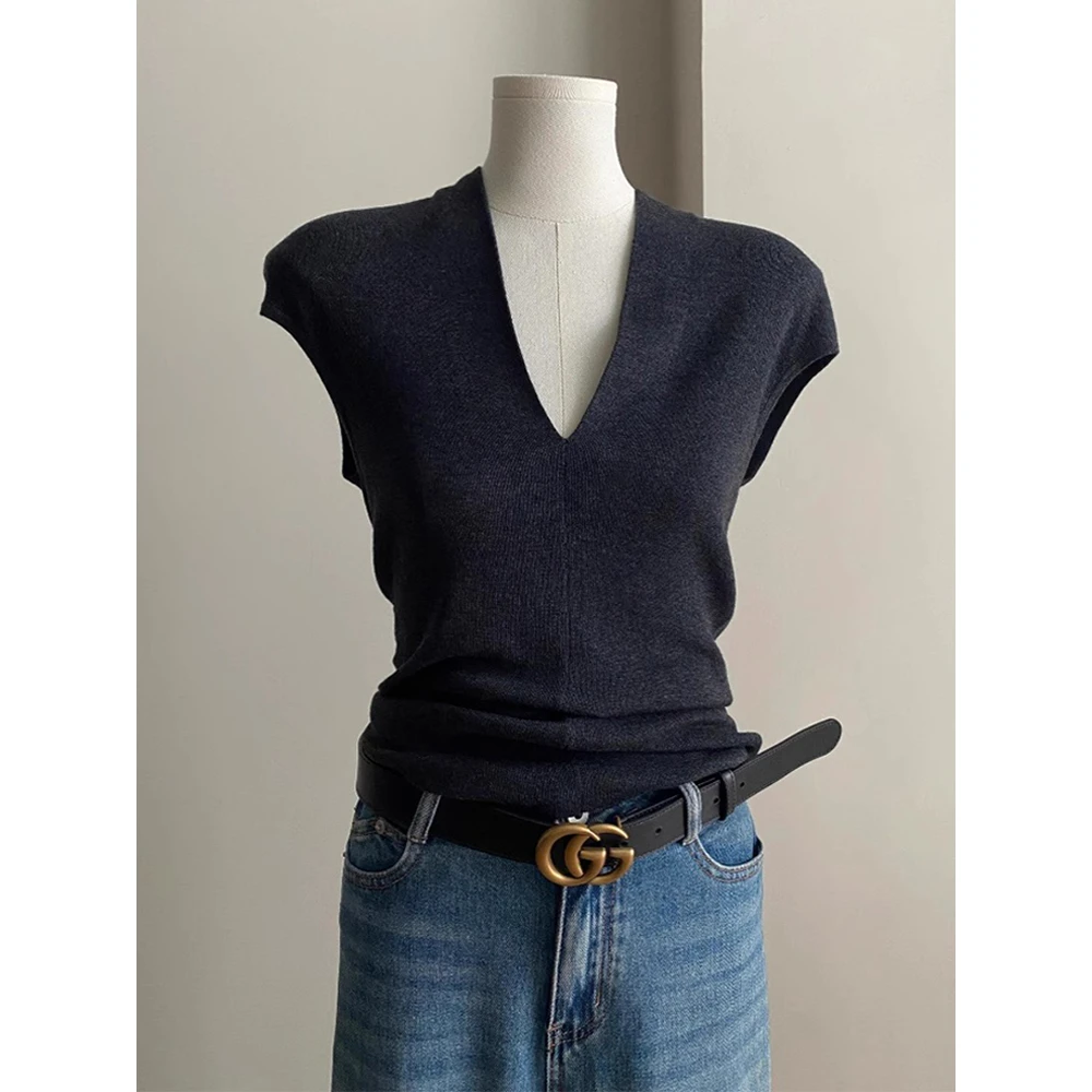 设计感牛油果绿v领小飞袖针织T恤女夏季百搭修身显瘦薄款无袖上衣