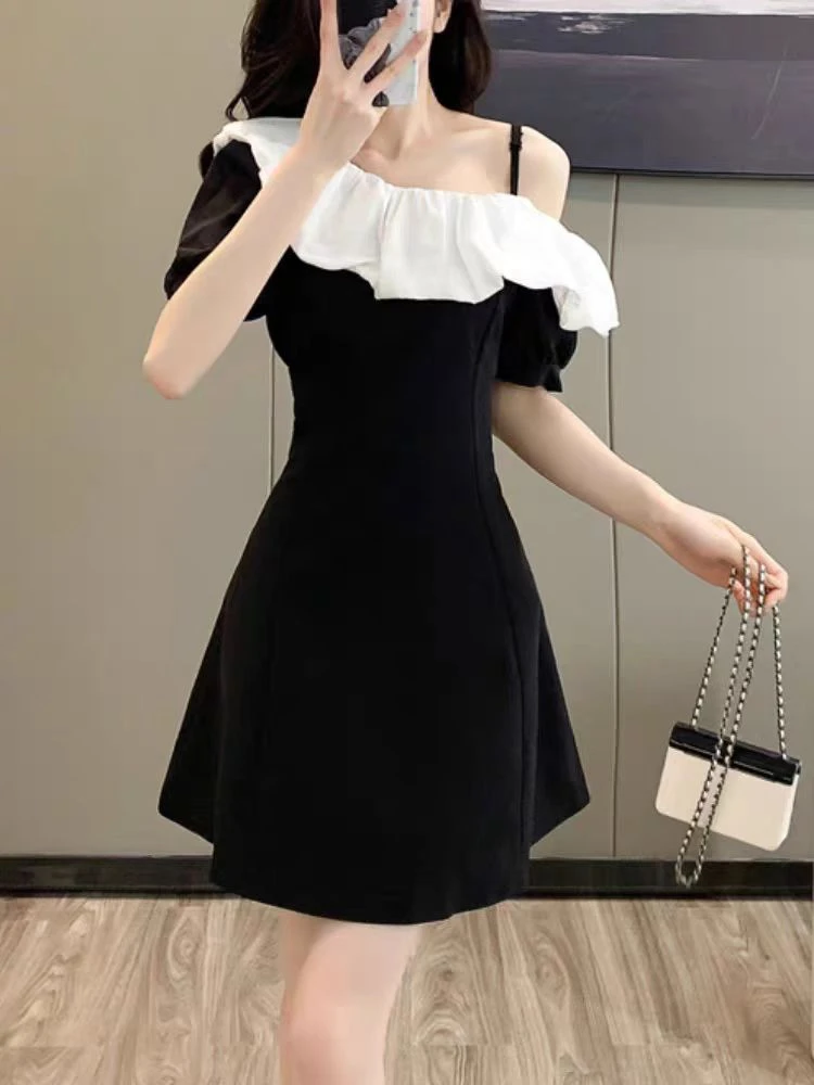 【71—80】露肩轻职风吊带剧款收腰连衣裙法式赫本风复古流苏