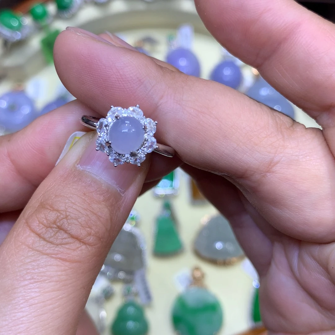 翡翠颈饰银S925镶嵌翡翠吊坠