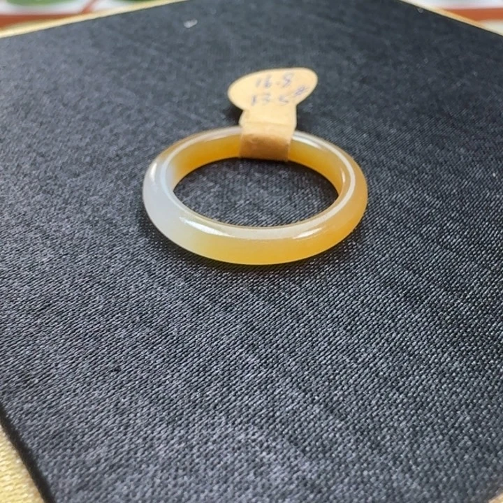 和田玉戒指未镶嵌小*拍前请仔细阅读购买协议