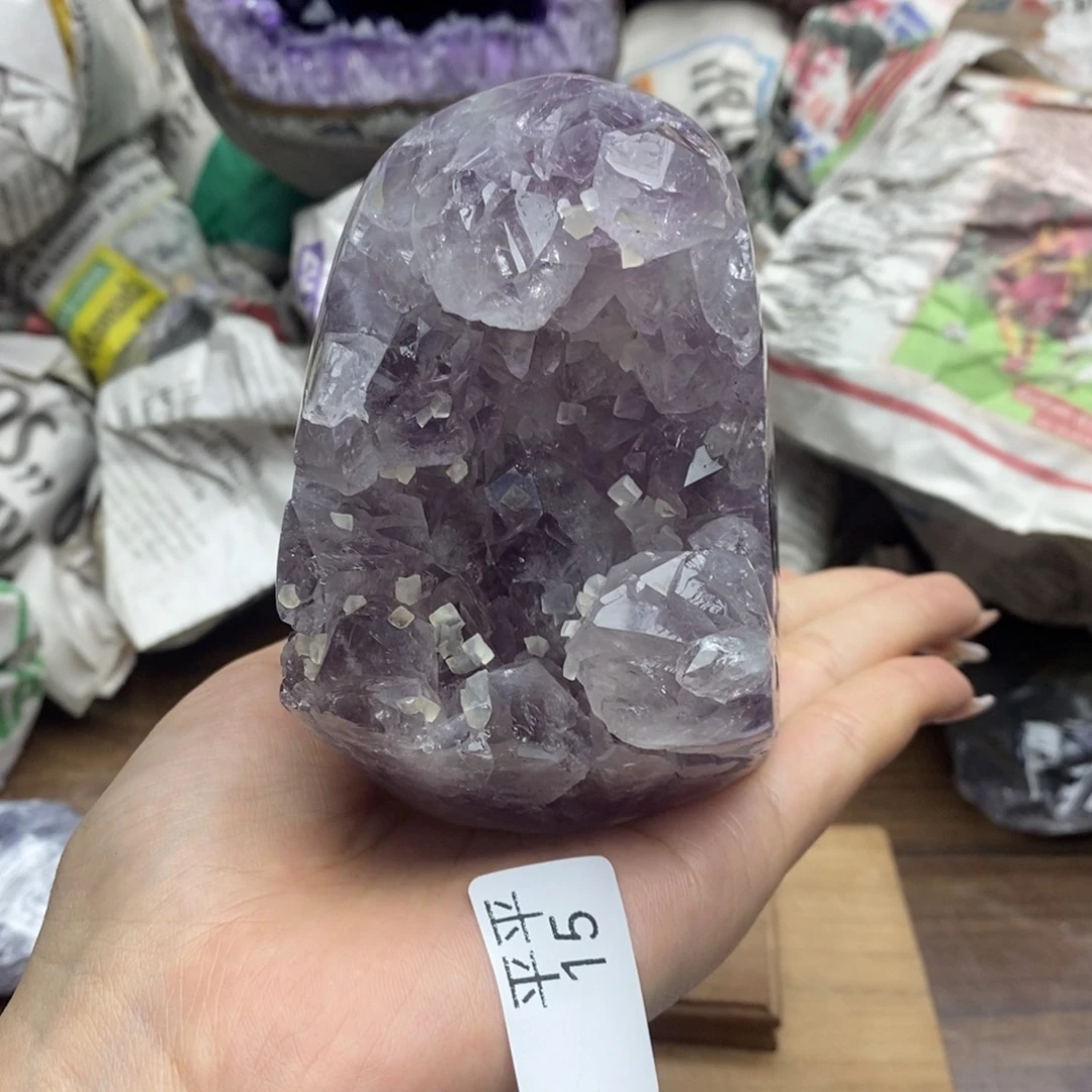 乌拉圭未镶嵌紫晶