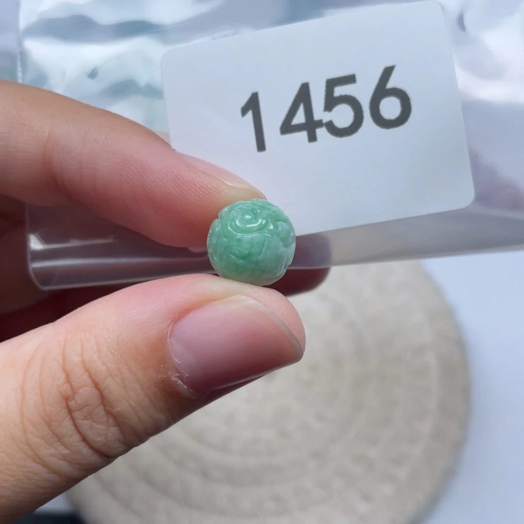 翡翠未镶嵌颈饰天然A货缅甸翡翠