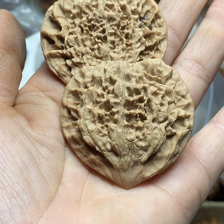 叮***达吊坠桃核官帽压扁