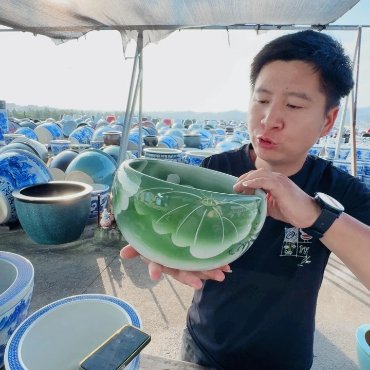 瓷片直径23，高13。。。。