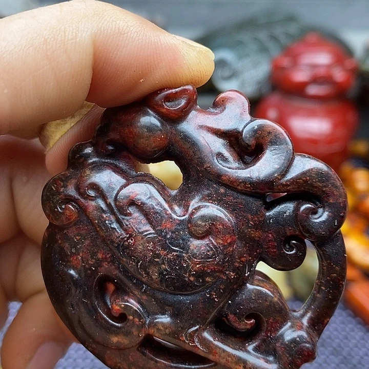 未镶嵌蛇纹石玉颈饰