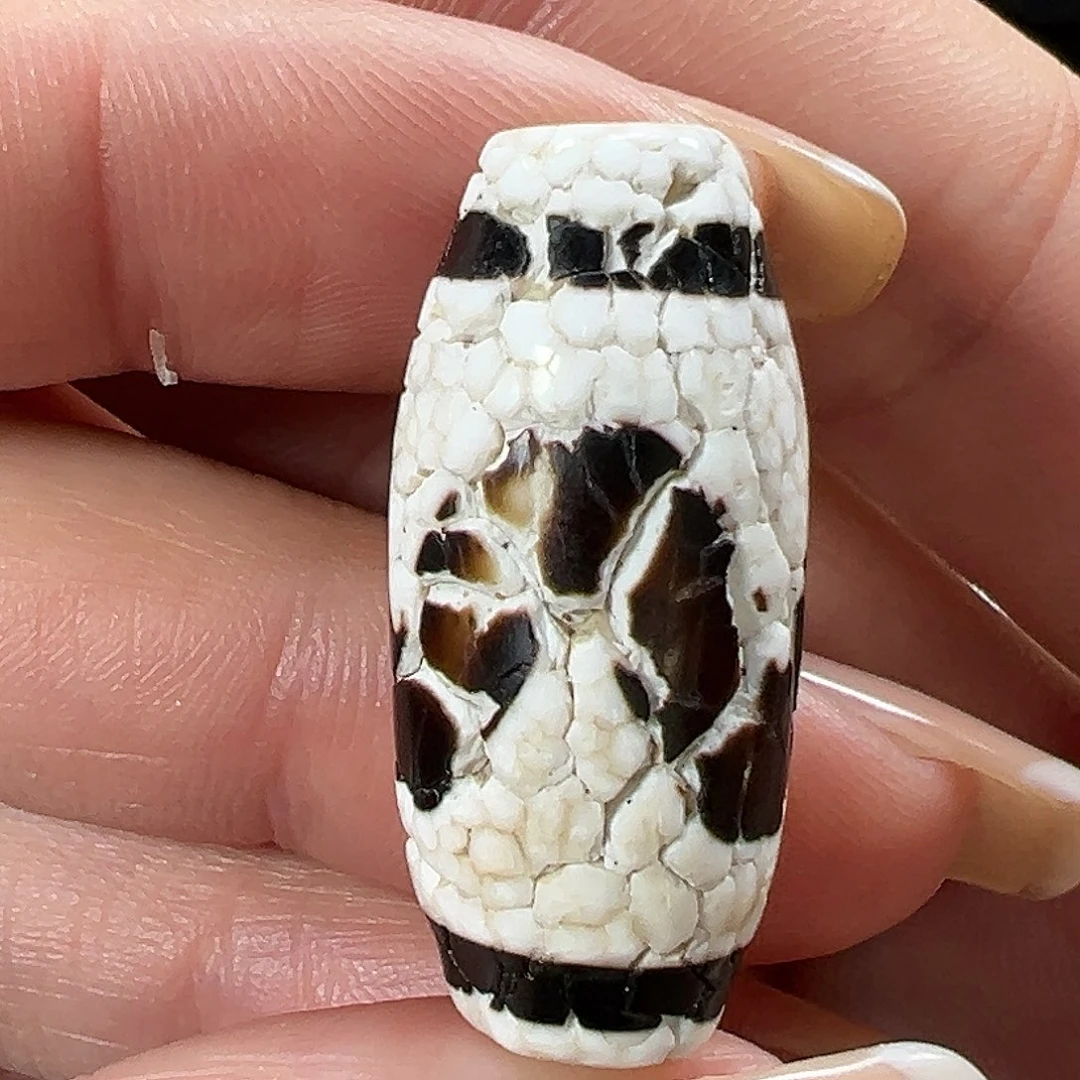 玛瑙/玉髓未镶嵌珠宝半成品王炸台工虎牙