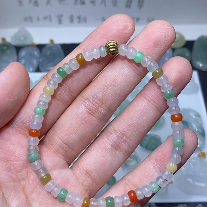 翡翠未镶嵌颈饰三彩小米珠