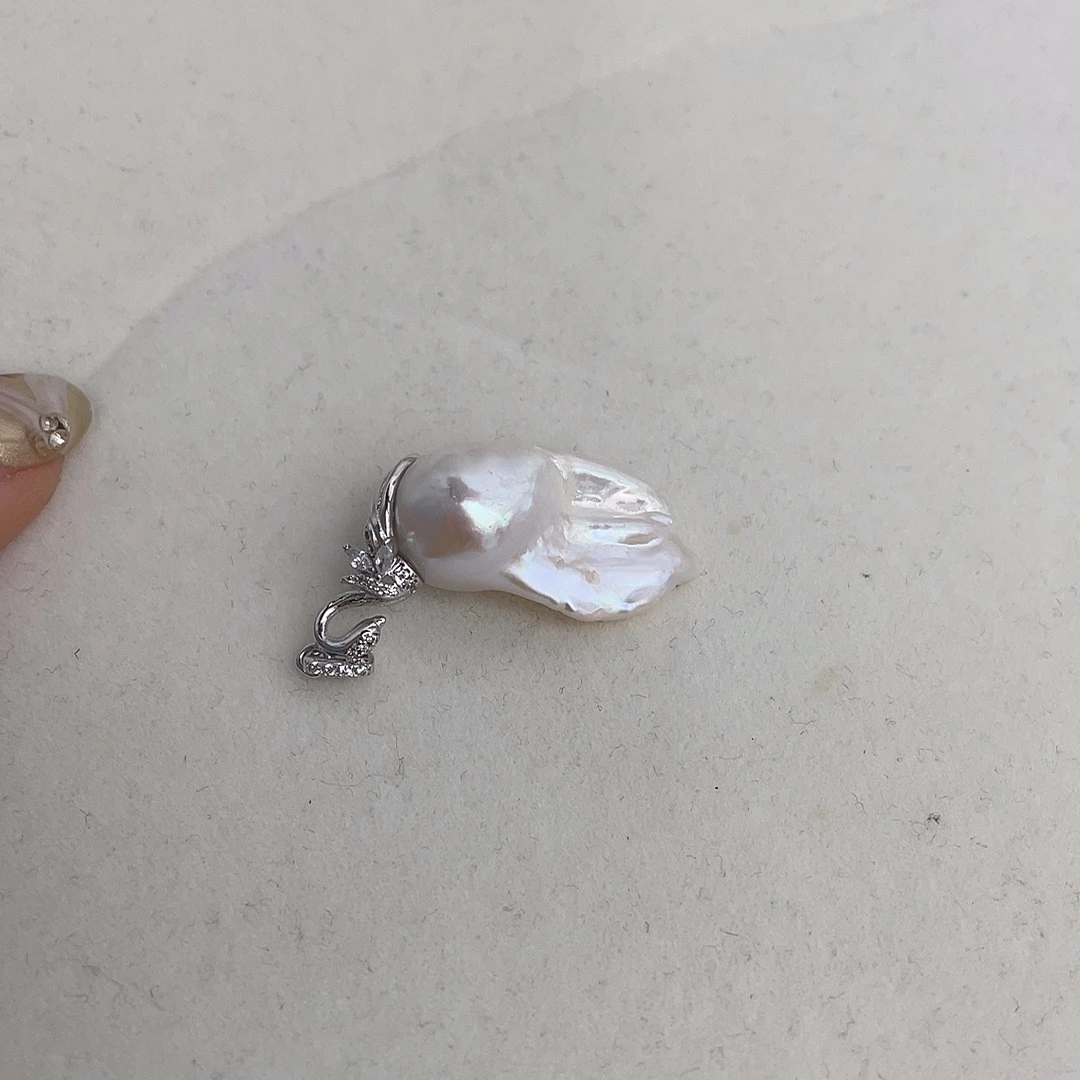 淡水珍珠银S925镶嵌吊坠(不含链)