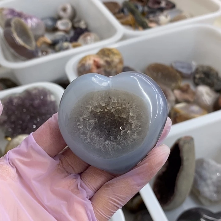 紫晶未镶嵌珠宝半成品69