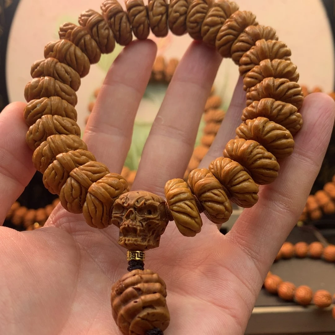 【闪购商品】桃核吊坠米****事20祥云纽扣