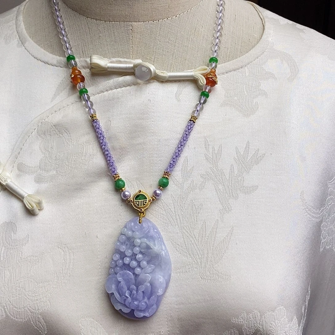 翡翠颈饰未镶嵌天然