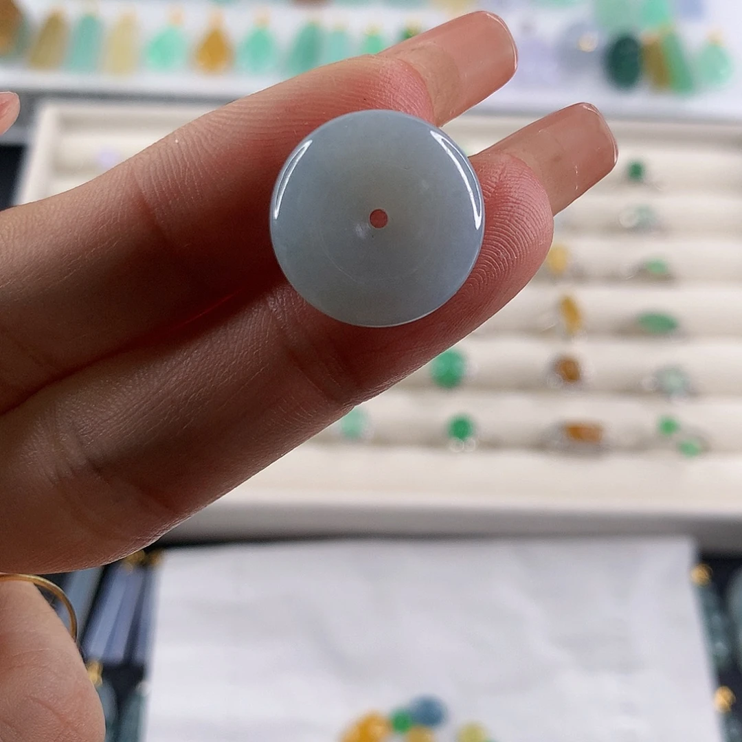 翡翠未镶嵌颈饰缅甸天然A货翡翠 平安扣