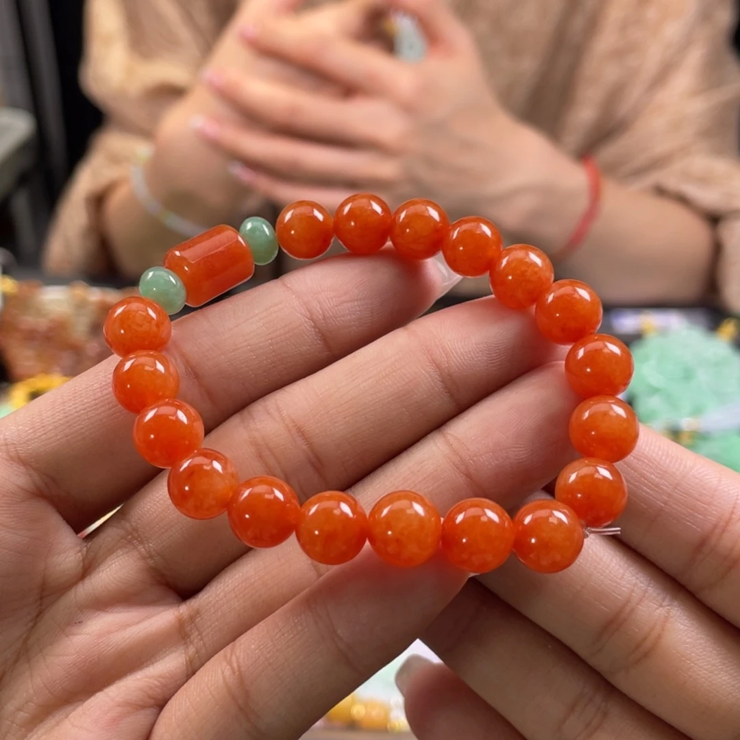 翡翠未镶嵌颈饰勿**J代编织