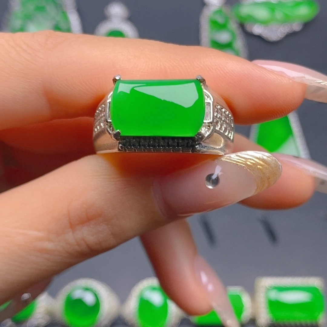 未镶嵌戒指翡翠马鞍