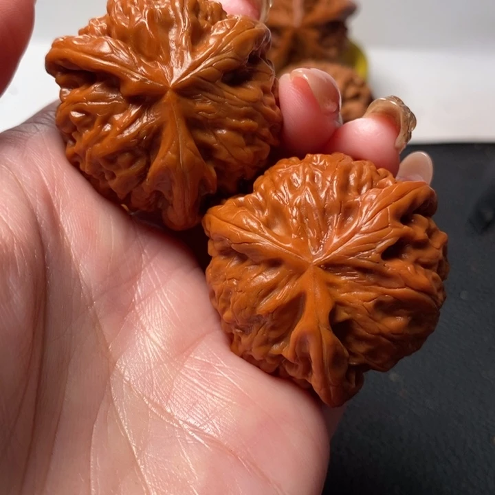 桃核把件，核桃核桃