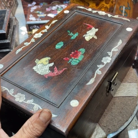 木盒子111111111111111