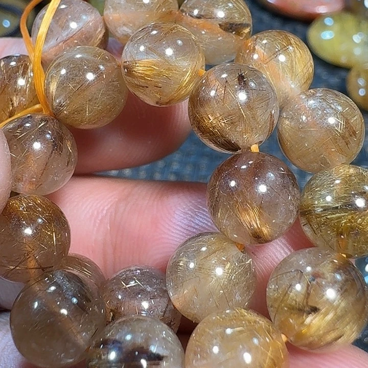 清***者未镶嵌颈饰水晶好