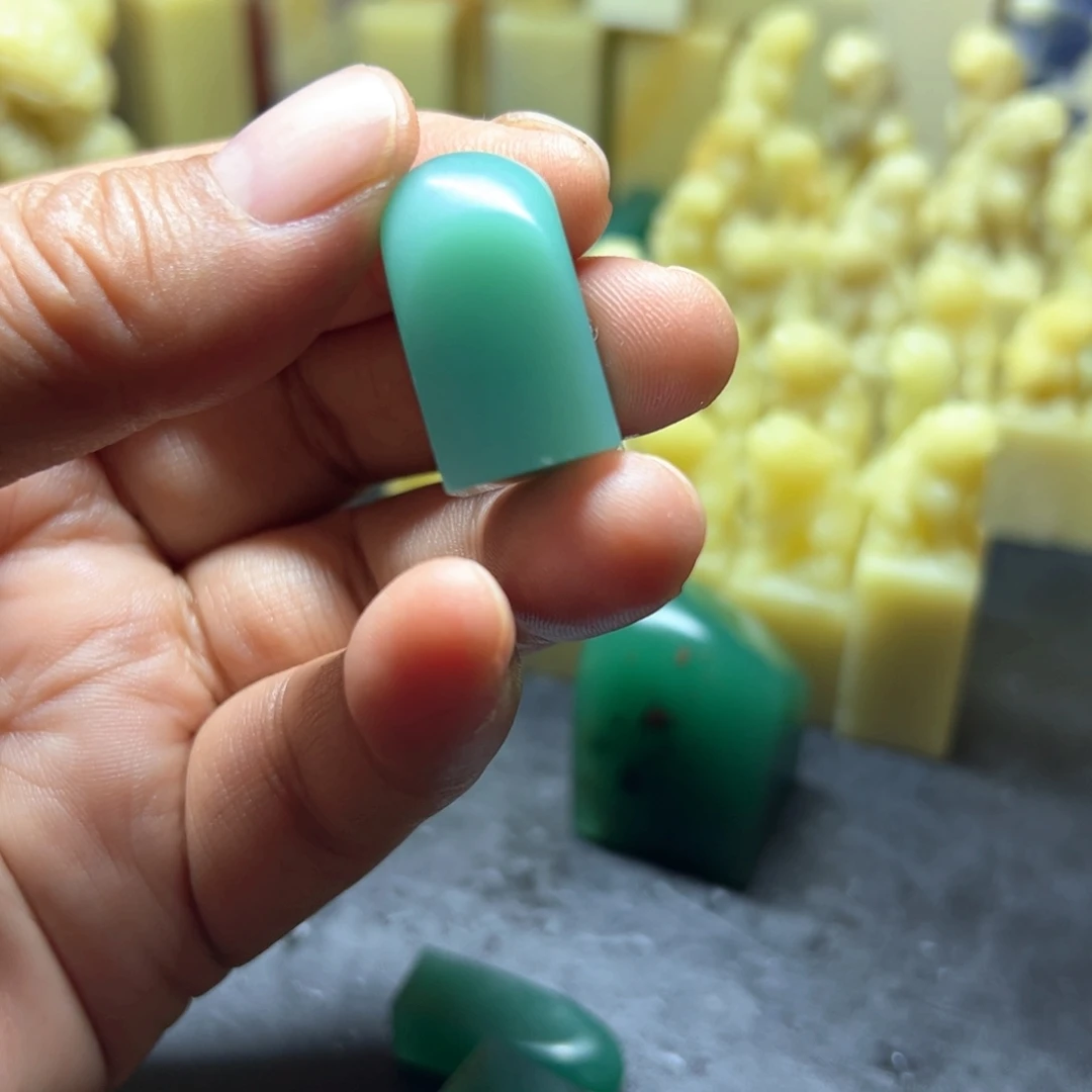 *****四川石四川雅安梅子青