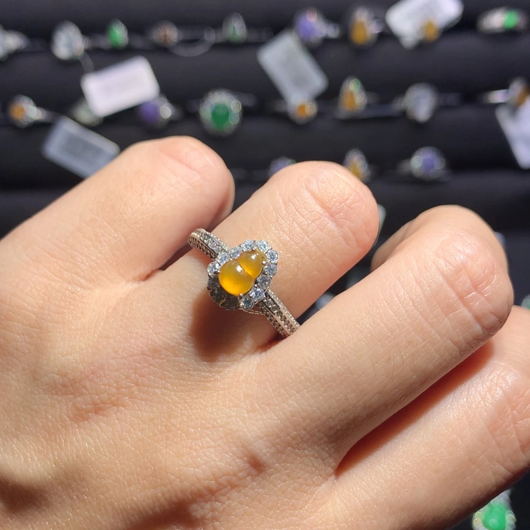 翡翠戒指银S925镶嵌天然翡翠