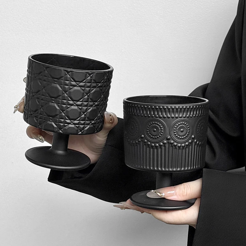 简约风黑色树皮高脚杯高颜值鸡尾酒杯威士忌酒杯果汁冷饮玻璃杯子