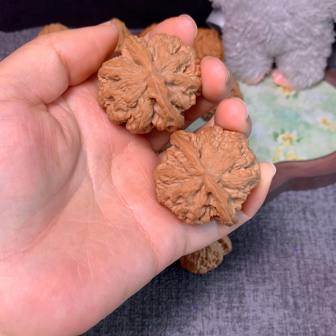 文玩核桃把件粗筋