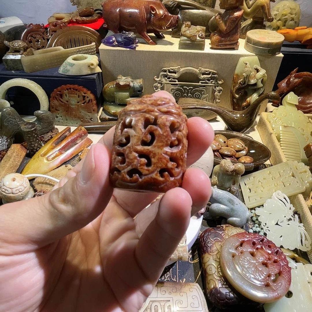 岫岩河磨玉（透闪石质玉）未镶嵌吊坠(不含链)