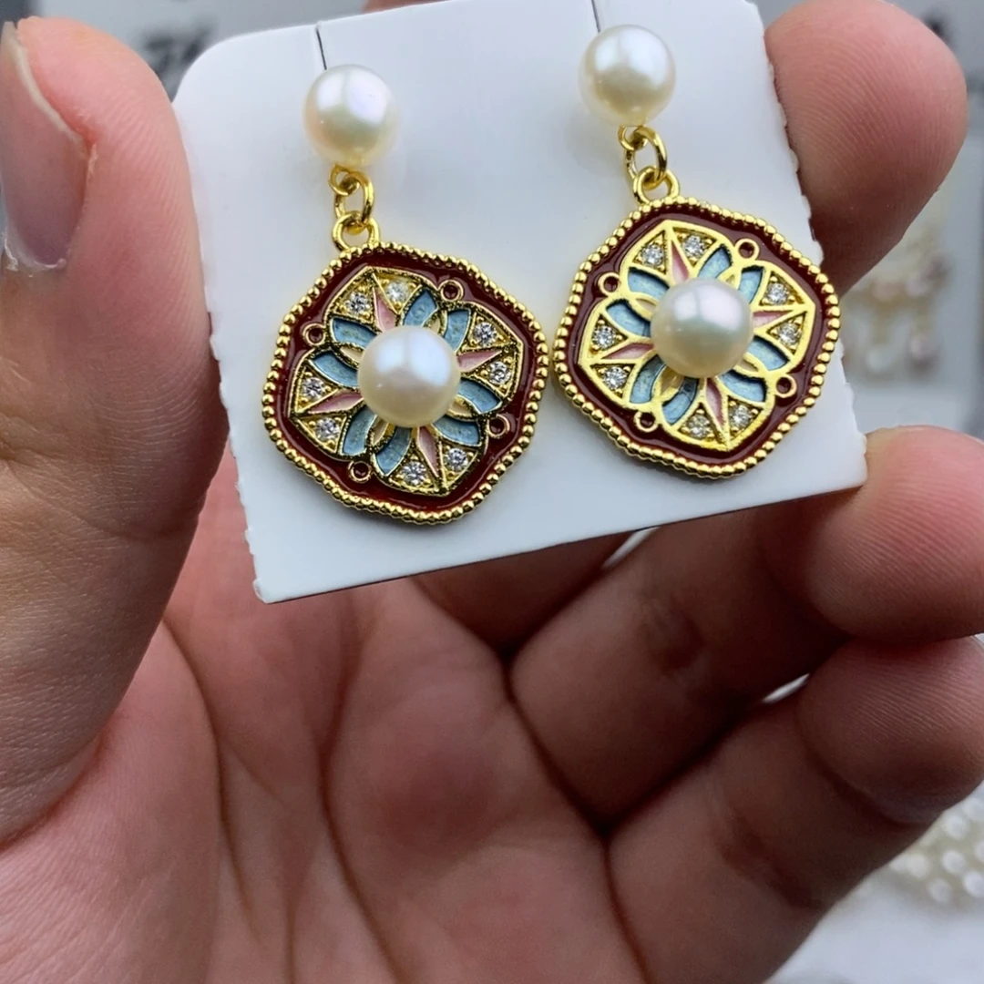 淡水珍珠耳饰未镶嵌